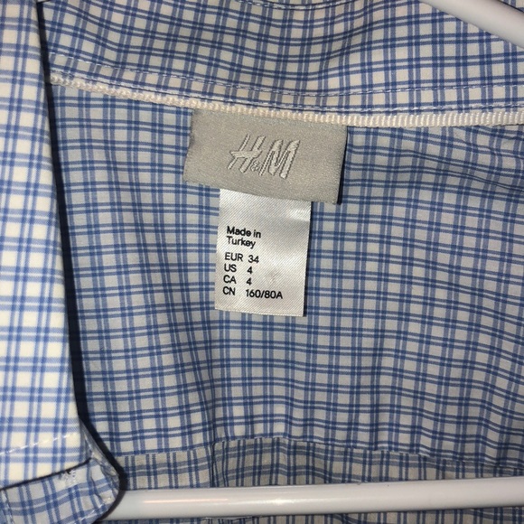 H&M Button down - Picture 2 of 2